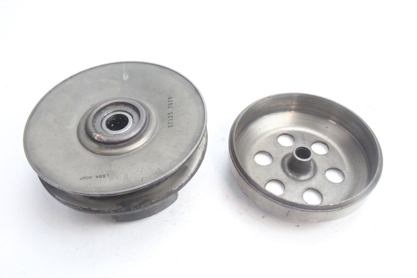 photo de EMBRAYAGE PEUGEOT SATELIS 125 (2006 - 2009) - État de surface