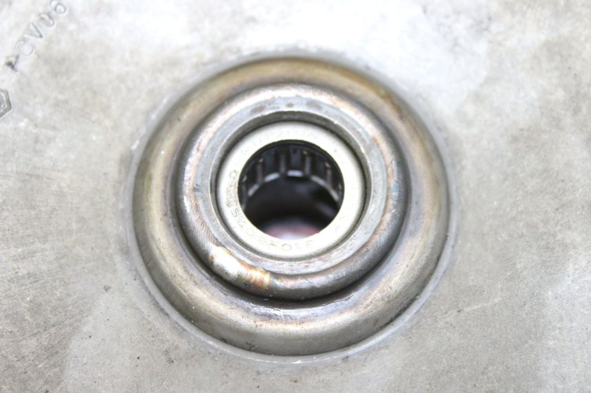 photo de EMBRAYAGE APRILIA SCARABEO 100 (2003 - 2012) - Gros plan technique