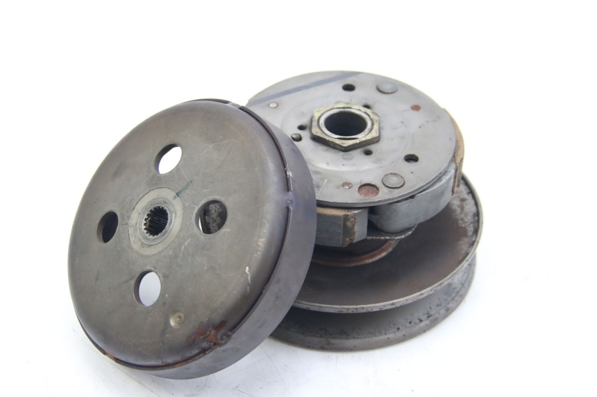 photo de EMBRAYAGE SUZUKI SIXTEEN 125 (2008 - 2010) - Vue principale