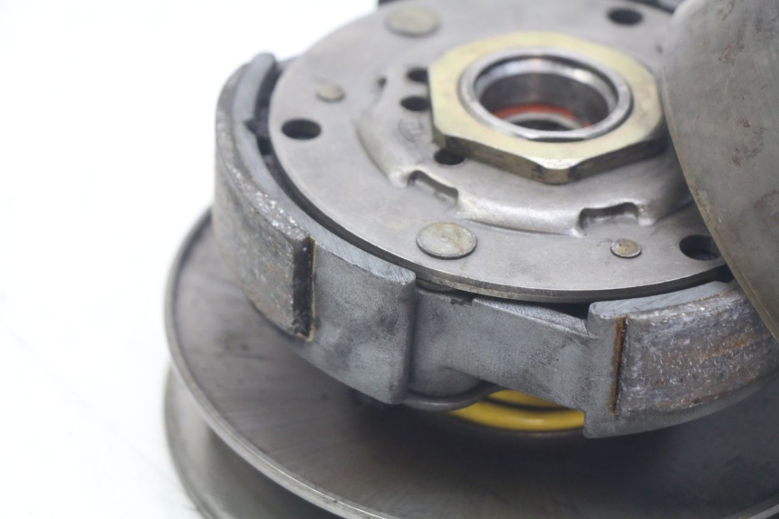 photo de EMBRAYAGE MBK SKYCRUISER 125 (2006 - 2009) - Gros plan technique