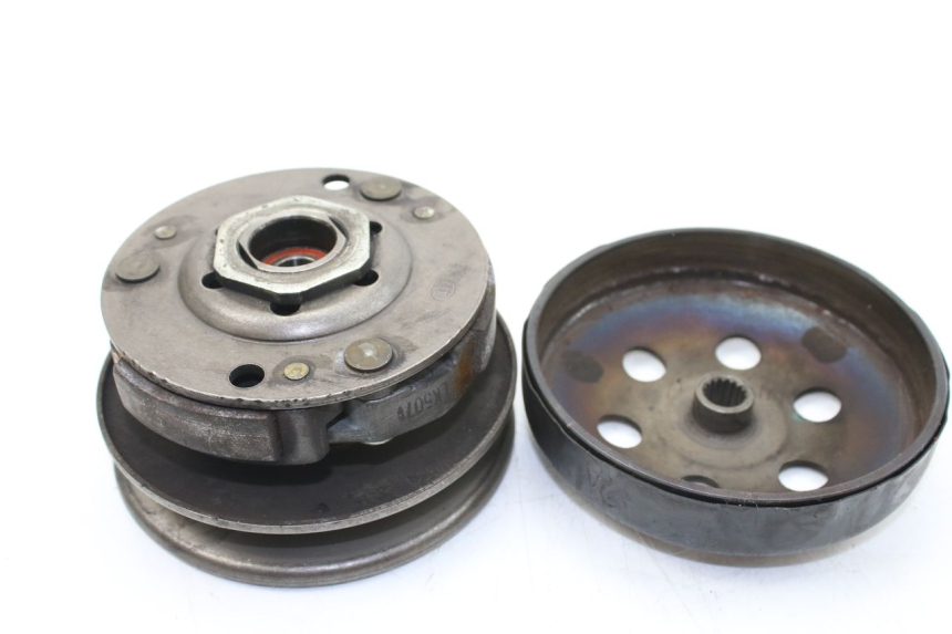 photo de EMBRAYAGE YAMAHA SLIDER NAKED 50 (2004 - 2018) - Autre angle de vue