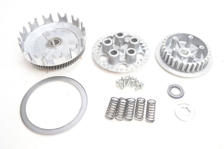 photo de EMBRAYAGE SUZUKI SMX SUPERMOTARD 50 (1996 - 2001) - Vue principale