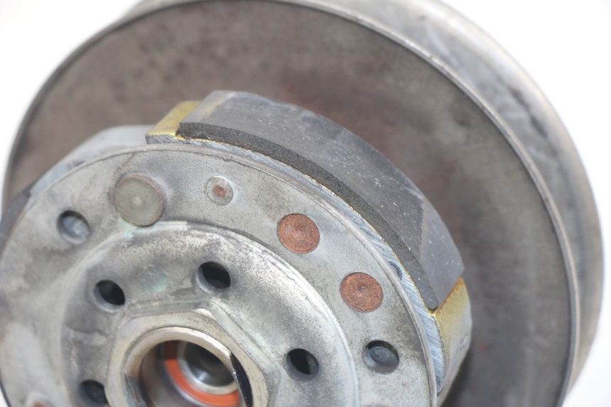 photo de EMBRAYAGE APRILIA SR 2T 50 (2012 - 2017) - Gros plan technique