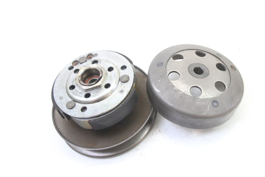 photo de EMBRAYAGE APRILIA SR 2T 50 (2018 - 2022) - Détail de la pièce