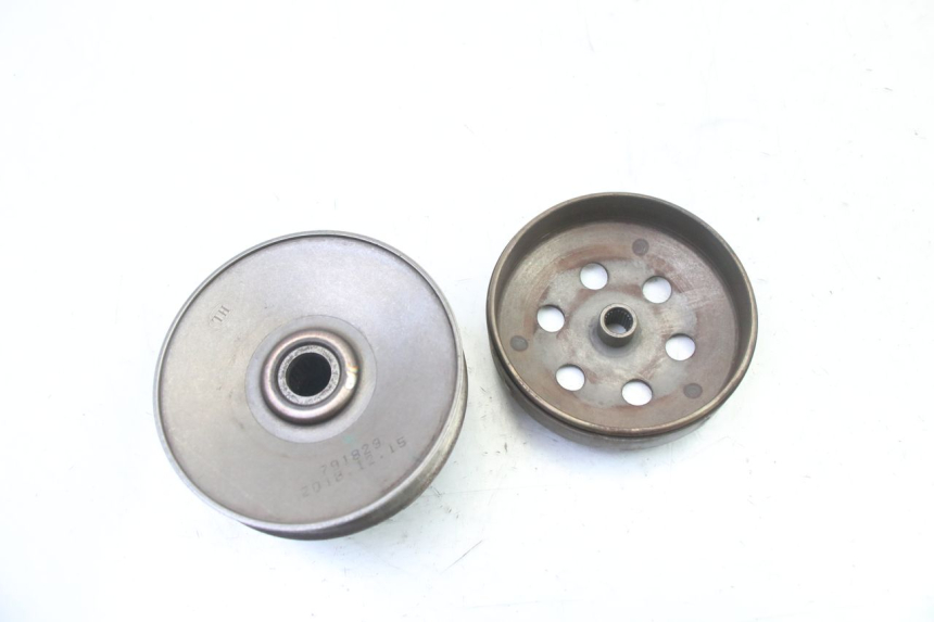 photo de EMBRAYAGE PEUGEOT STREETZONE I 2T 50 (2018 - 2020) - Vue d’ensemble