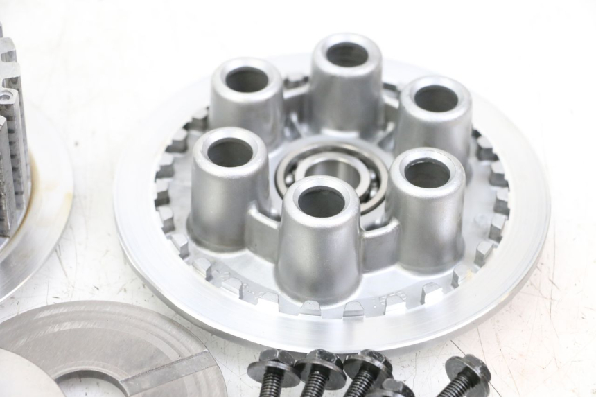 photo de EMBRAYAGE YAMAHA TDM ABS 900 (2002 - 2014) - Angle alternatif