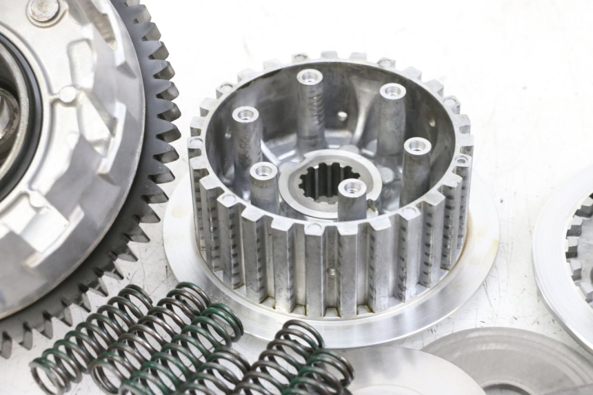 photo de EMBRAYAGE YAMAHA TDM ABS 900 (2002 - 2014) - Zoom qualité