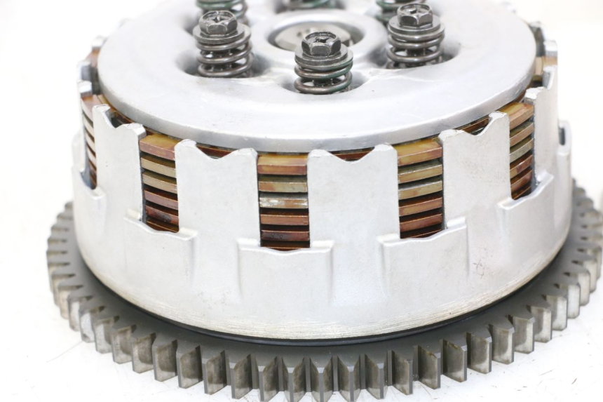 photo de EMBRAYAGE YAMAHA TDM ABS 900 (2002 - 2014) - Gros plan technique