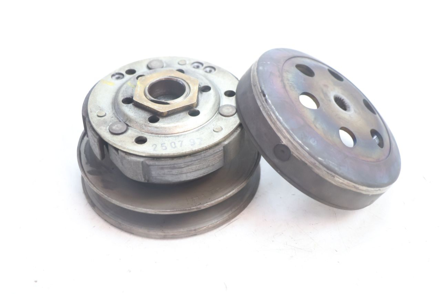 photo de EMBRAYAGE PEUGEOT TREKKER 50 (1995 - 2004) - Détail de la pièce