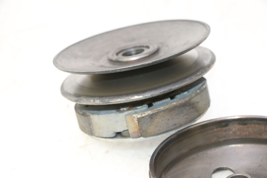 photo de EMBRAYAGE PEUGEOT TREKKER 50 (1995 - 2004) - Points de fixation