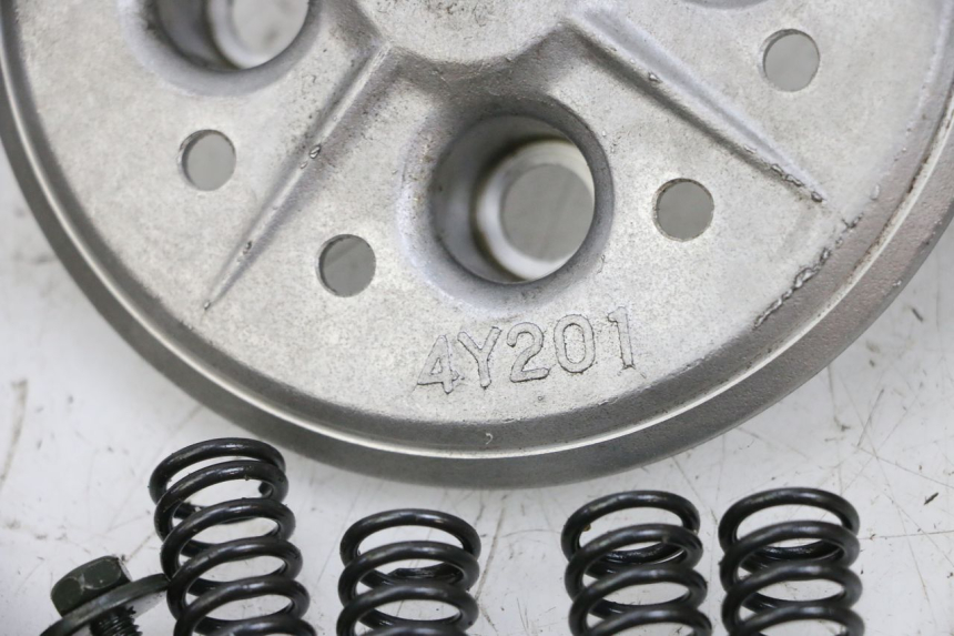 photo de EMBRAYAGE YAMAHA TTR 125 (2000 - 2020) - Points de fixation