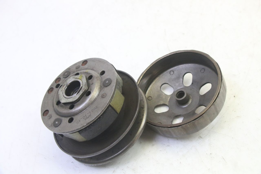 photo de EMBRAYAGE PEUGEOT TWEET PRO EFI 4T 50 (2021 - 2022) - Vue principale