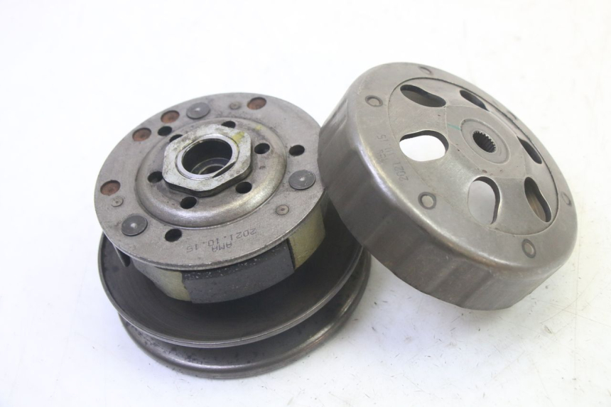 photo de EMBRAYAGE PEUGEOT TWEET PRO EFI 4T 50 (2021 - 2022) - Détail de la pièce