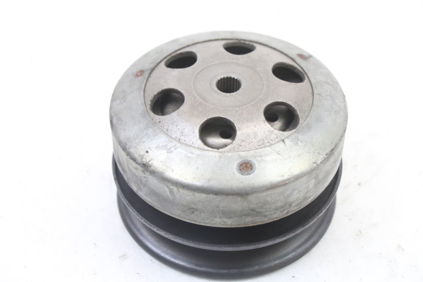 photo de EMBRAYAGE UNIVERSAL BIKE ZN50QT-11B 50 (2018 - 2021) - Zoom état d’usage