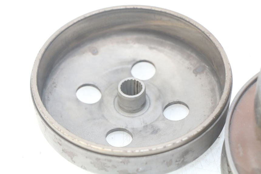 photo de EMBRAYAGE PIAGGIO VESPA GTS IGET ABS 125 (2017 - 2023) - État de surface