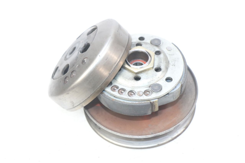 photo de EMBRAYAGE PIAGGIO VESPA PRIMAVERA 2T 50 (2013 - 2018) - Vue principale