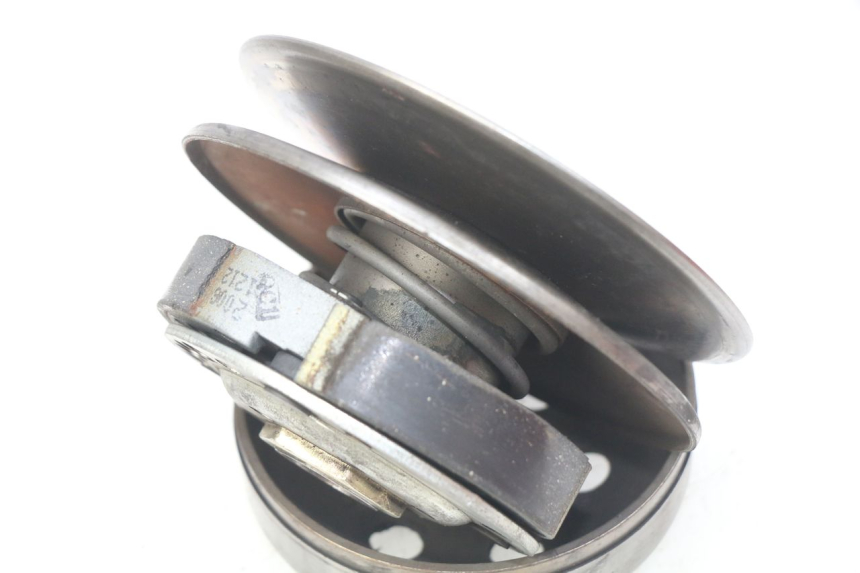 photo de EMBRAYAGE PIAGGIO VESPA PRIMAVERA 2T 50 (2013 - 2018) - Zoom état d’usage