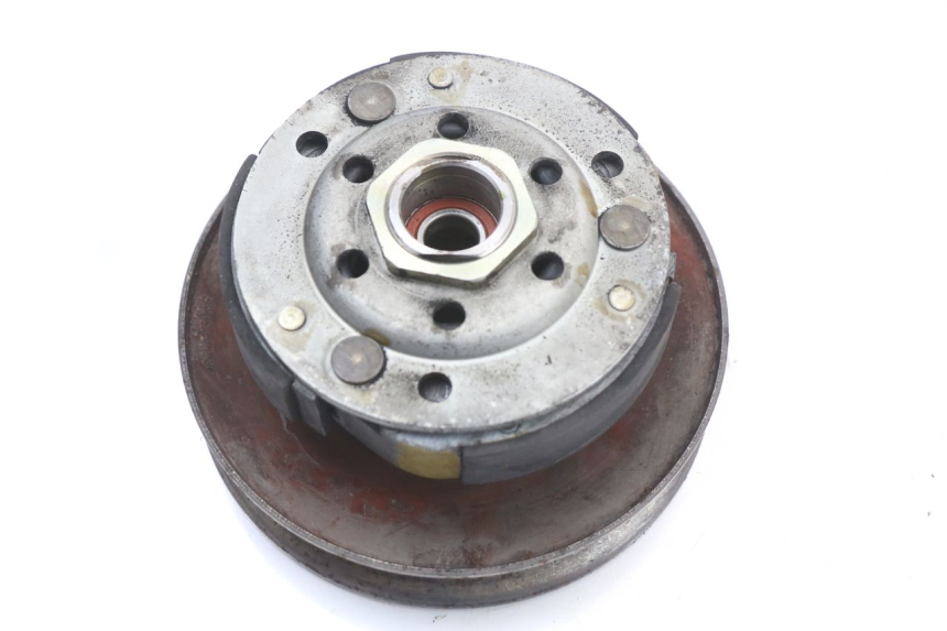 photo de EMBRAYAGE PIAGGIO VESPA S 2T 50 (2007 - 2014) - Gros plan technique