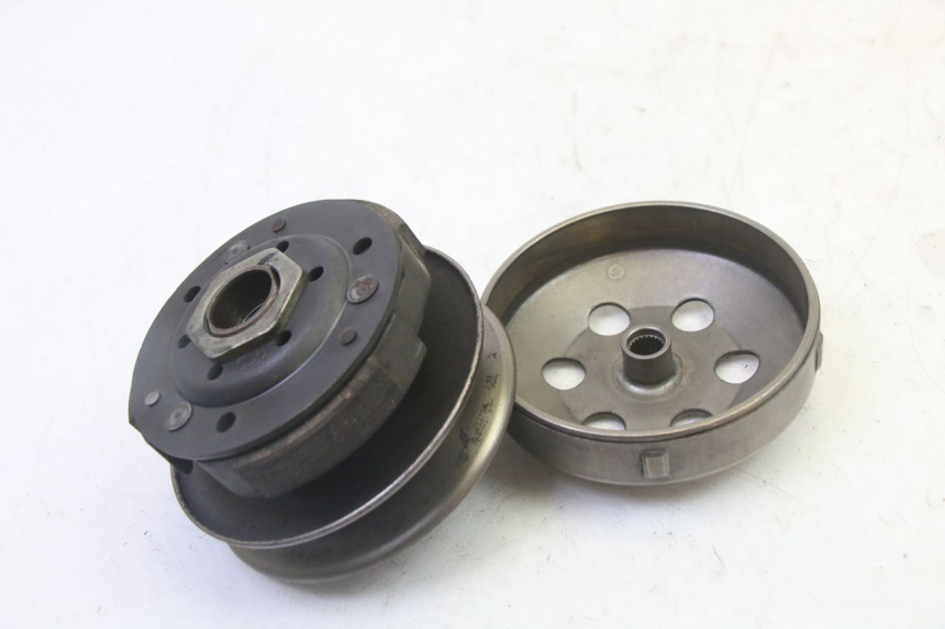 photo de EMBRAYAGE GTS VICI 4T 50 (2020 - 2025) - Vue principale