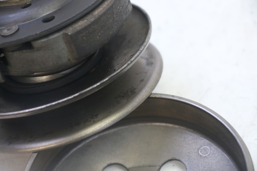 photo de EMBRAYAGE GTS VICI 4T 50 (2020 - 2025) - Vue d’ensemble