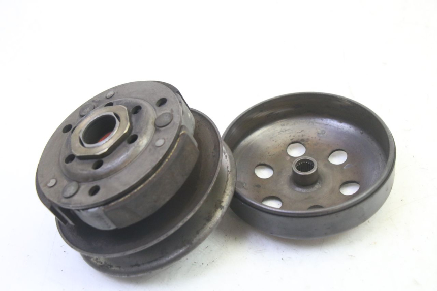 photo de EMBRAYAGE PEUGEOT VIVACITY NEW 2T 50 (2008 - 2017) - Détail de la pièce