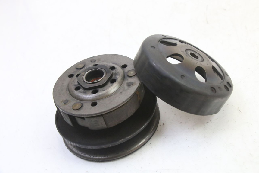 photo de EMBRAYAGE PEUGEOT VIVACITY NEW 4T 50 (2008 - 2017) - Détail de la pièce