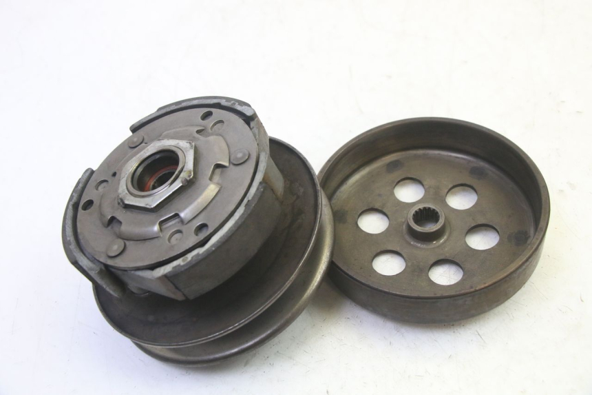 photo de EMBRAYAGE YAMAHA X-MAX XMAX 125 (2010 - 2013) - Vue principale