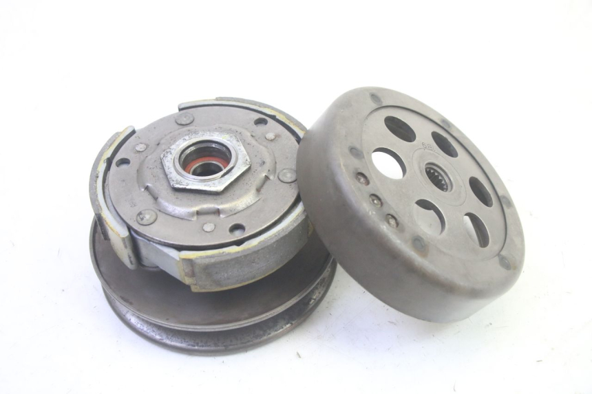 photo de EMBRAYAGE YAMAHA XMAX X-MAX 125 (2006 - 2009) - Détail de la pièce