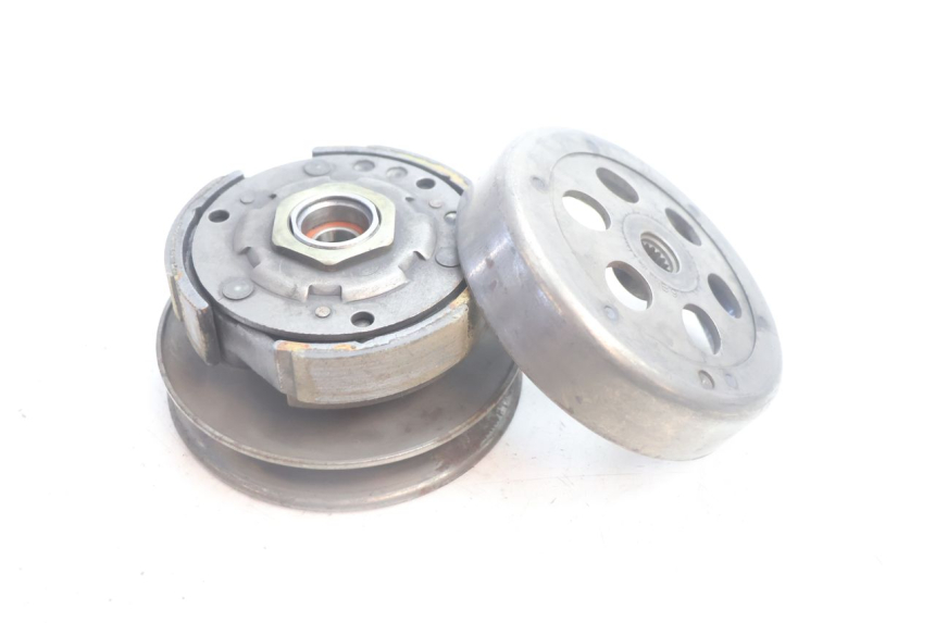 photo de EMBRAYAGE YAMAHA XMAX X-MAX 125 (2006 - 2009) - Autre angle de vue