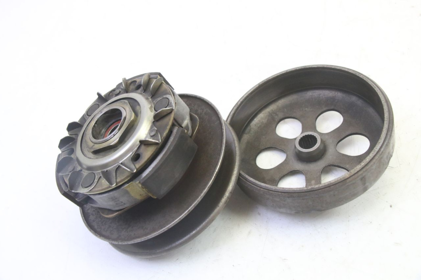 photo de EMBRAYAGE PIAGGIO XEVO - X EVO 125 (2007 - 2017) - Détail de la pièce