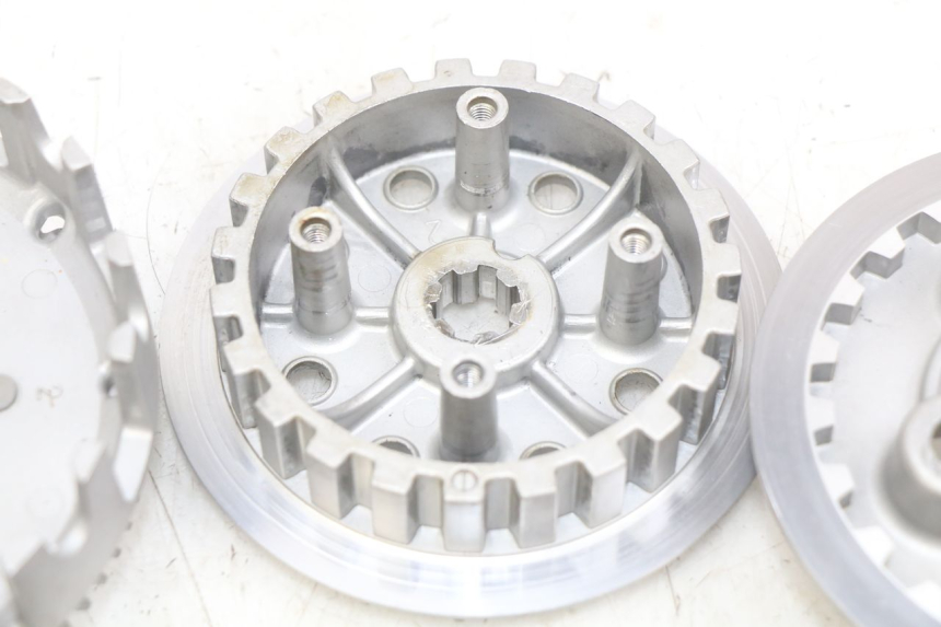 photo de EMBRAYAGE PEUGEOT XP6 50 (2006 - 2011) - Détail de la pièce