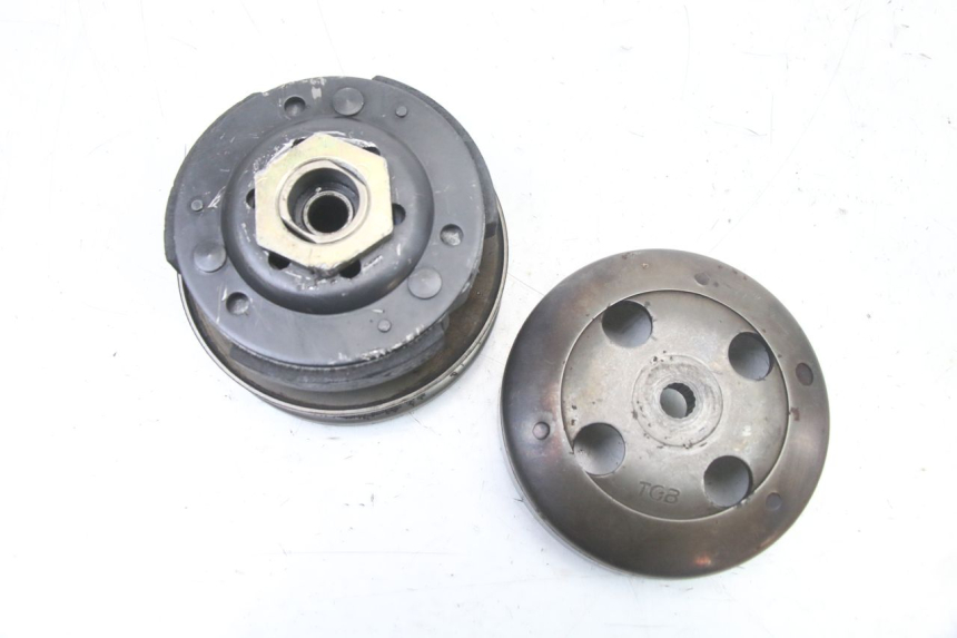 photo de EMBRAYAGE YAMAHA AEROX 50 (1997 - 2006) - Vue d’ensemble