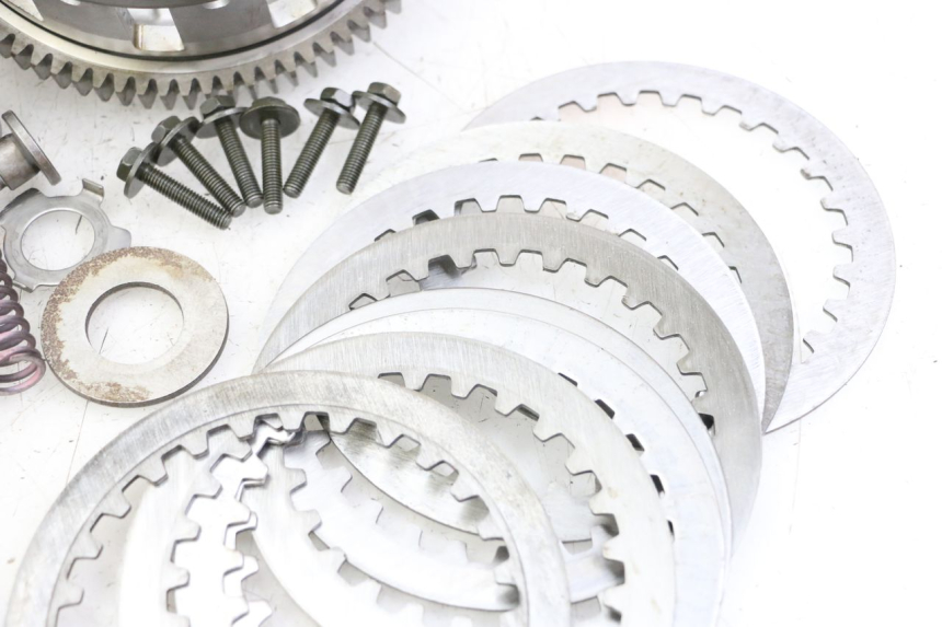 photo de EMBRAYAGE YAMAHA FZ6 FAZER S2 600 (2007 - 2011) - Détail de la pièce