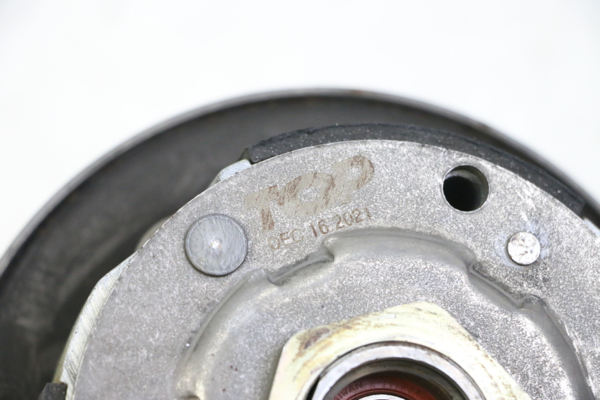 photo de EMBRAYAGE YAMAHA YP MAJESTY 125 (2002 - 2006) - Pièce contrôlée