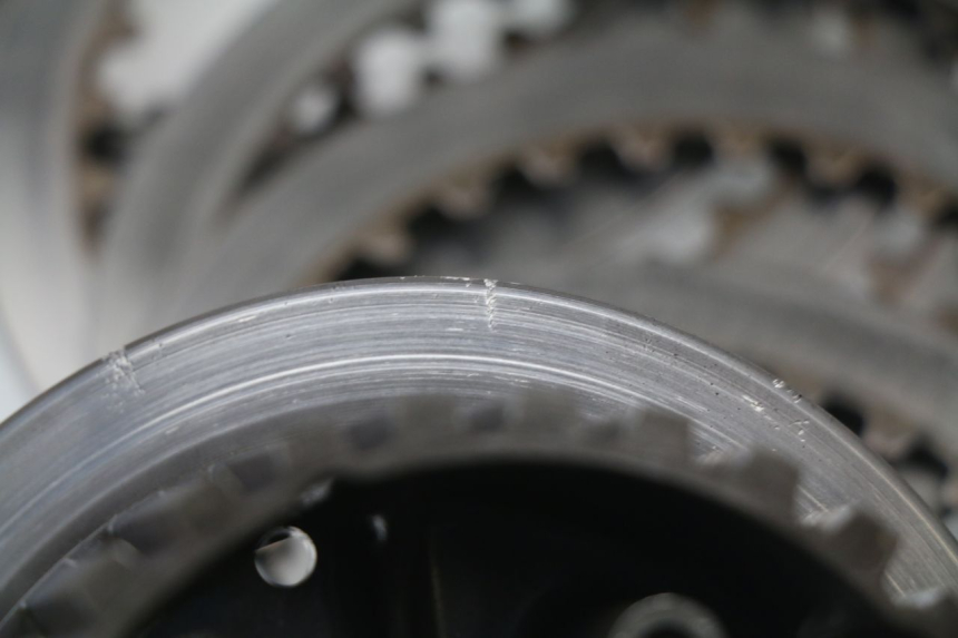 photo de EMBRAYAGE YAMAHA YZ-F YZF 250 (2007 - 2013) - Détails caractéristiques