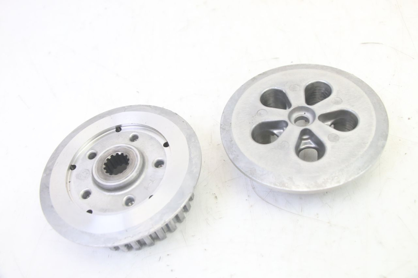 photo de EMBRAYAGE YAMAHA YZ-F YZF 250 (2014 - 2018) - État de surface