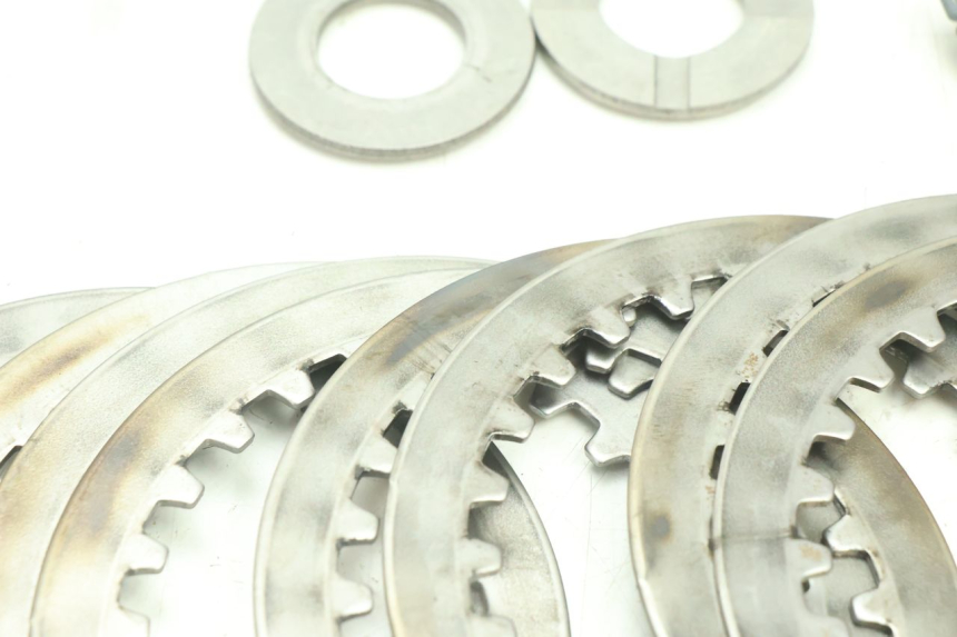 photo de EMBRAYAGE YAMAHA YZF R6 600 (2008 - 2009) - Gros plan technique