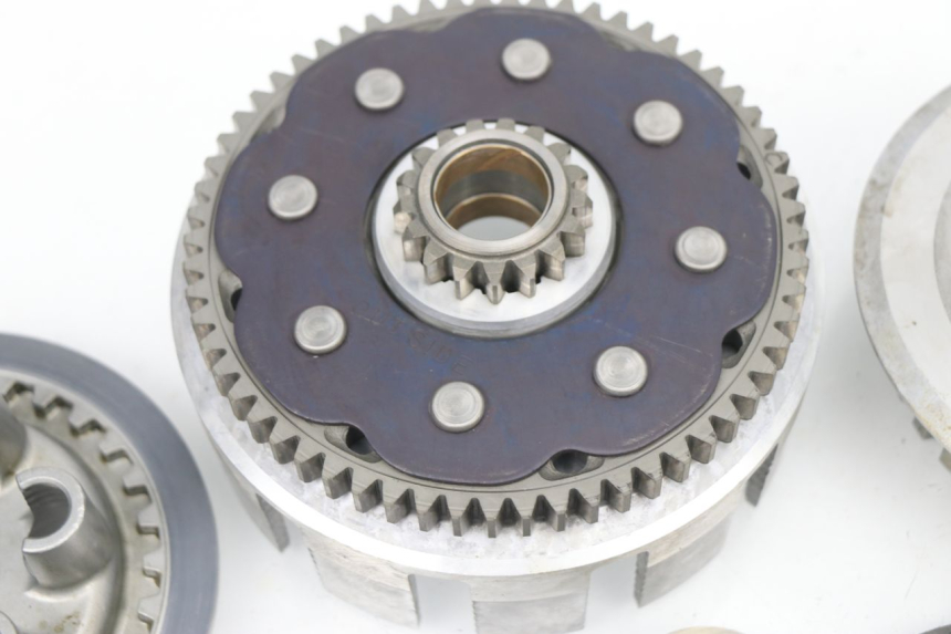 photo de EMBRAYAGE YAMAHA YZF YZ-F 450 (2006 - 2009) - Points de fixation