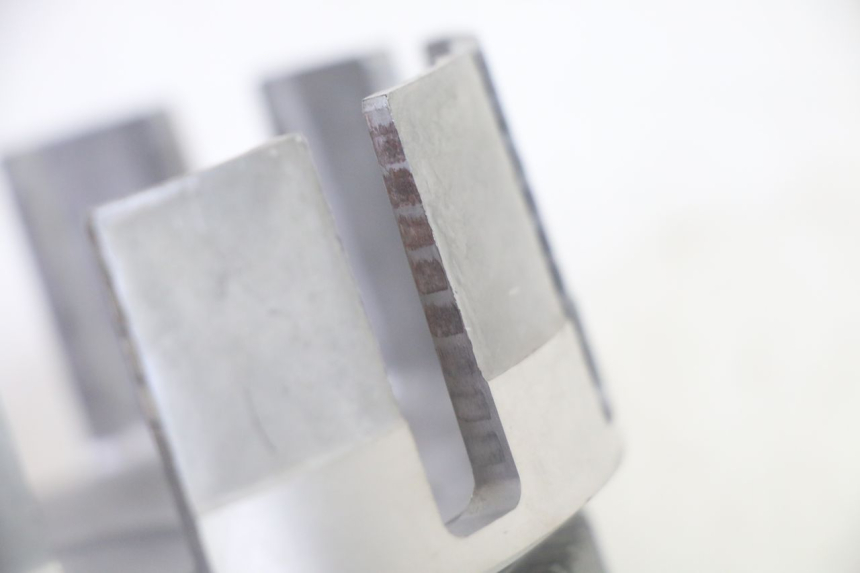 photo de EMBRAYAGE YAMAHA YZF YZ-F 450 (2014 - 2016) - Autre angle de vue