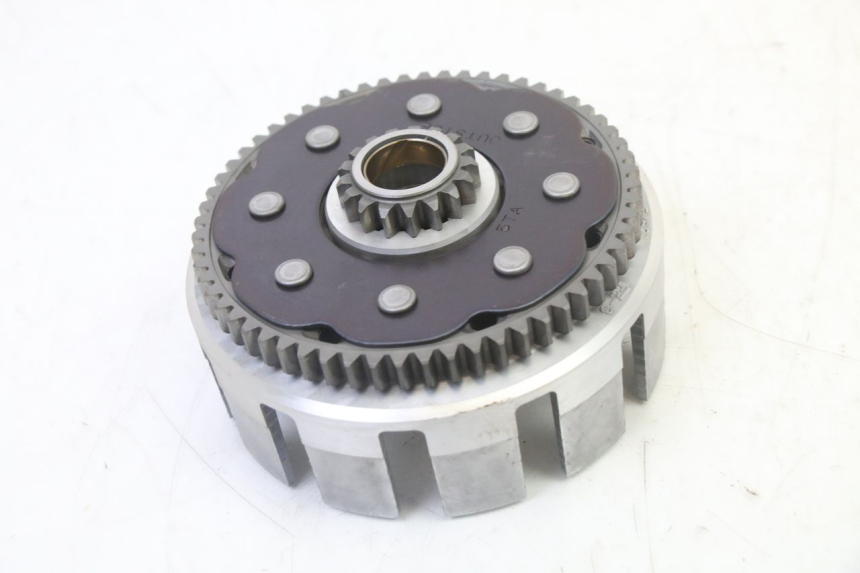 photo de EMBRAYAGE YAMAHA YZF YZ-F 450 (2014 - 2016) - Gros plan technique