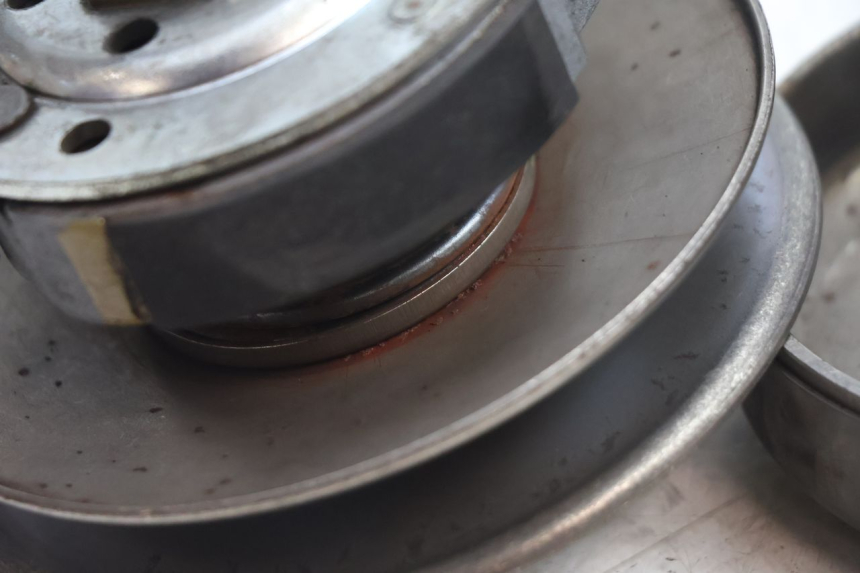 photo de EMBRAYAGE PIAGGIO ZIP 2T 50 (2009 - 2019) - Zoom état d’usage