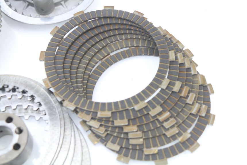 photo de EMBRAYAGE KAWASAKI ZZR 600 (1995 - 2004) - Détails caractéristiques