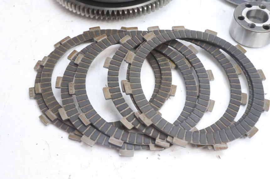 photo de EMBRAYAGE KAWASAKI ZZR 600 (1995 - 2004) - Points de fixation