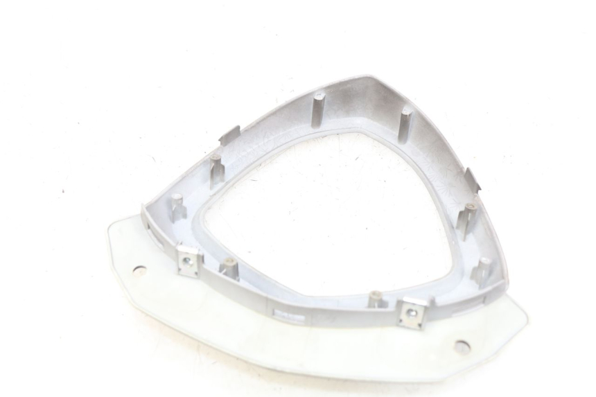 photo de ENTOURAGE COMPTEUR KYMCO AGILITY 16+ 4T 50 (2018 - 2023) - Zoom état d’usage