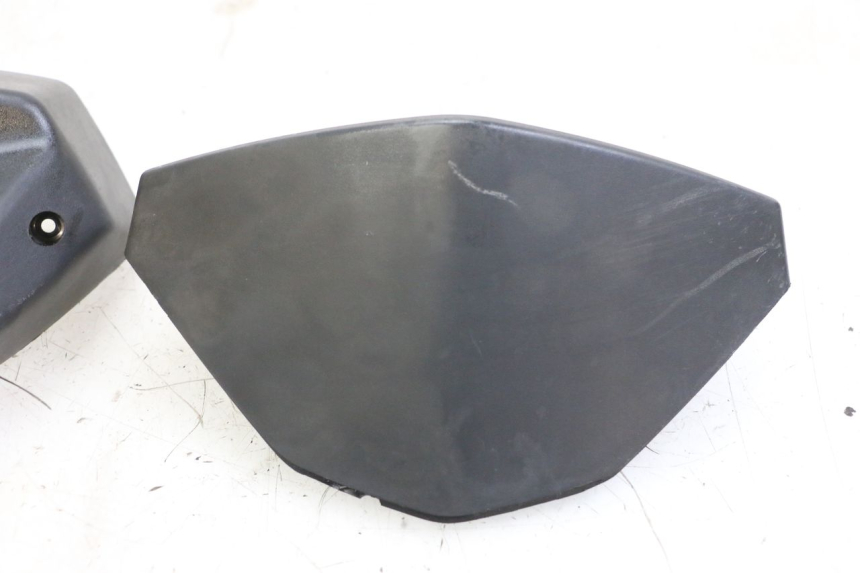 photo de ENTOURAGE COMPTEUR YAMAHA BW'S BWS 125 (2010 - 2013) - Zoom état d’usage