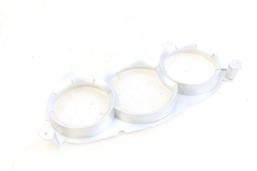 photo de ENTOURAGE COMPTEUR PEUGEOT CITYSTAR AIR 125 (2014 - 2017) - Zoom état d’usage