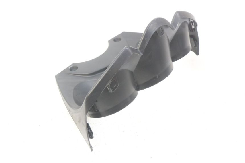 photo de ENTOURAGE COMPTEUR PEUGEOT CITYSTAR 125 (2011 - 2017) - Points de fixation