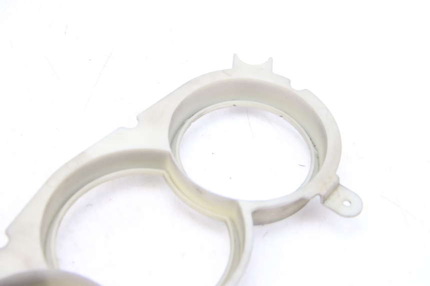 photo de ENTOURAGE COMPTEUR PEUGEOT CITYSTAR 125 (2011 - 2017) - État de surface