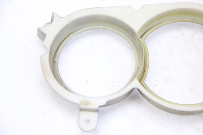 photo de ENTOURAGE COMPTEUR PEUGEOT CITYSTAR 50 (2013 - 2017) - Points de fixation