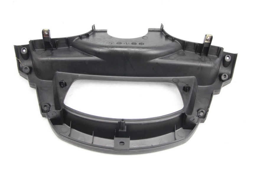 photo de ENTOURAGE COMPTEUR KYMCO DINK 4T 50 (2007 - 2018) - Autre angle de vue